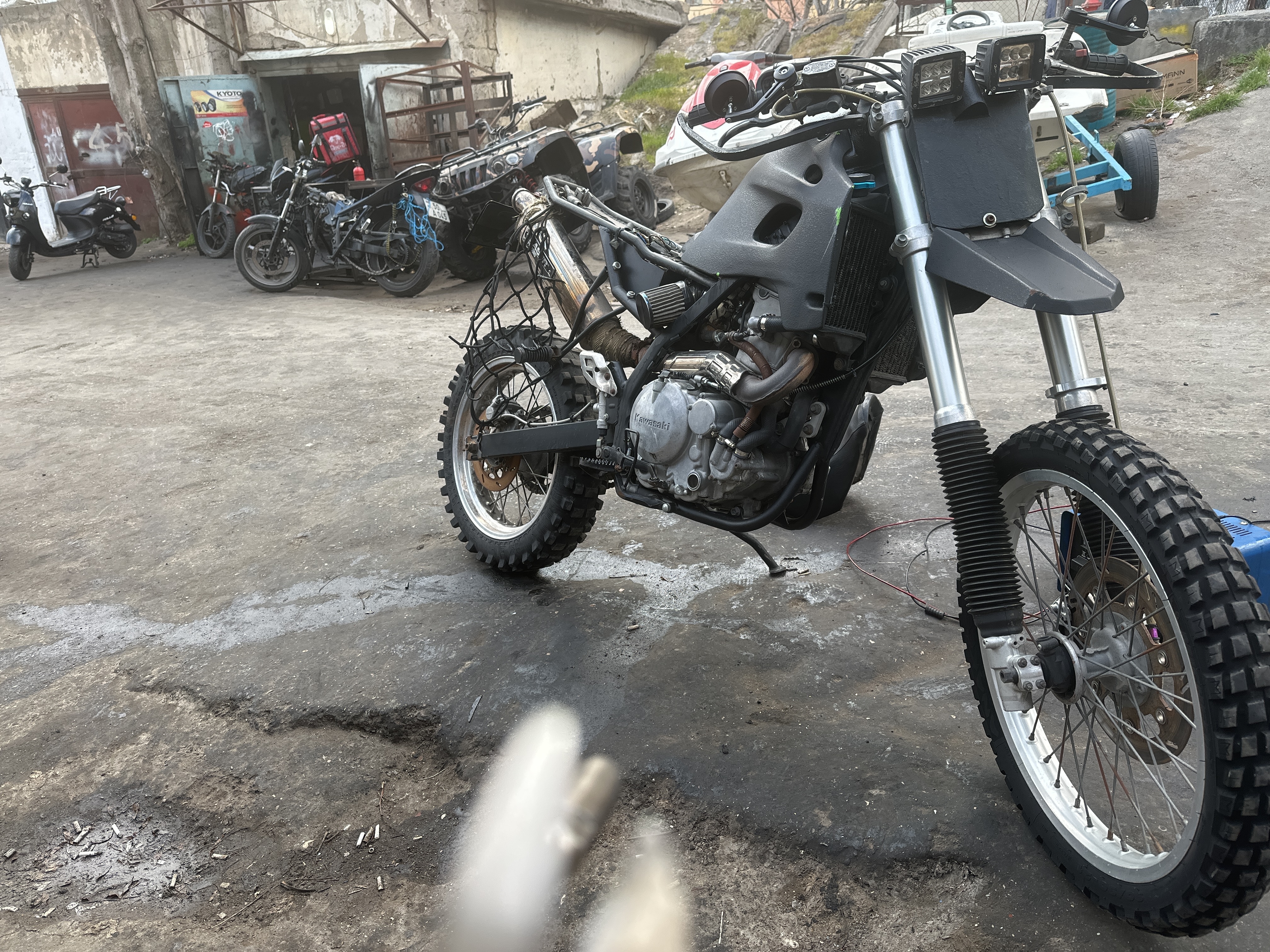 VNYA0617